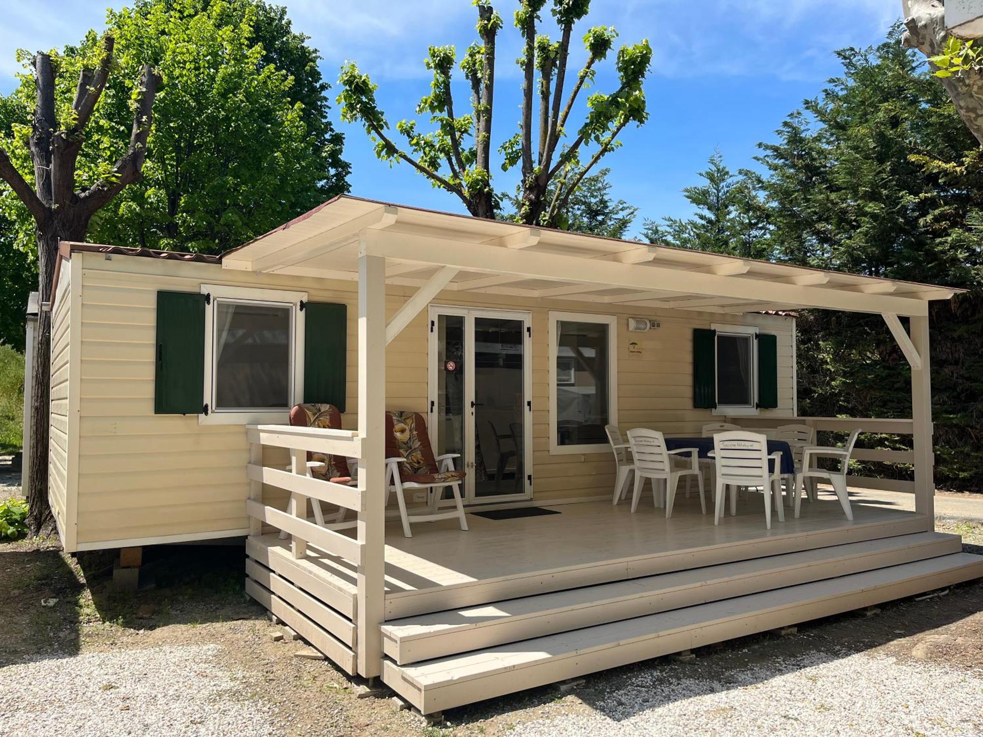 Chalet Camping River Italie Met 2 Slaapkamers أَميليا المظهر الخارجي الصورة